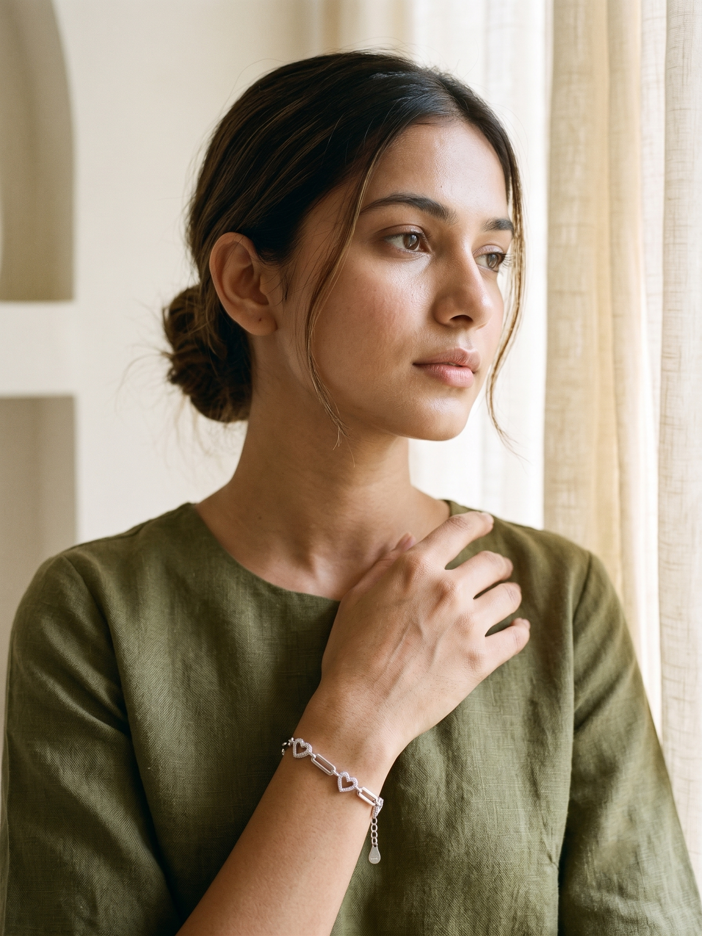 Eternal Bond Pavé Heart & Bar Link Bracelet
