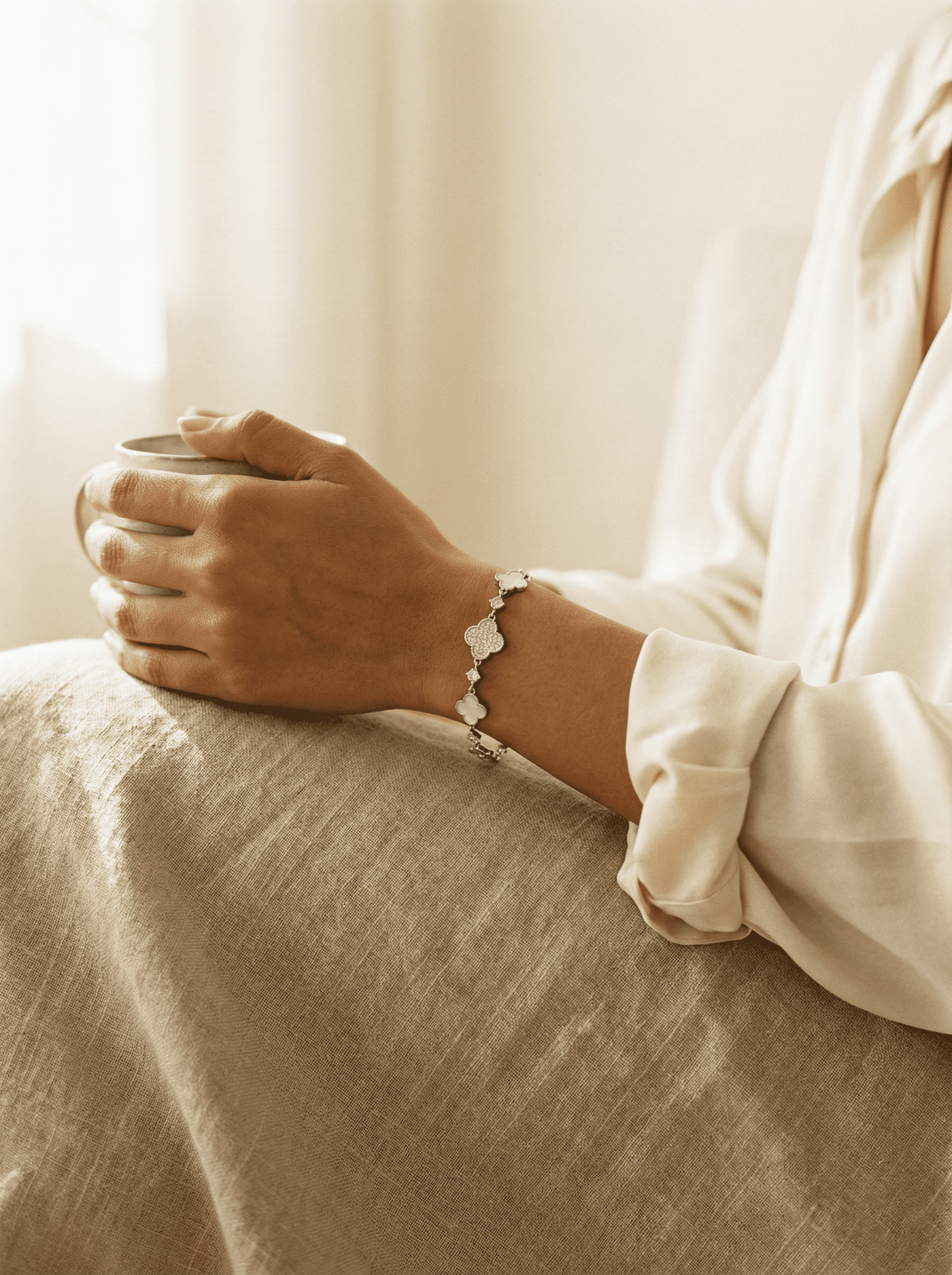 Luminous Clover Mother of Pearl & Pavé Bracelet