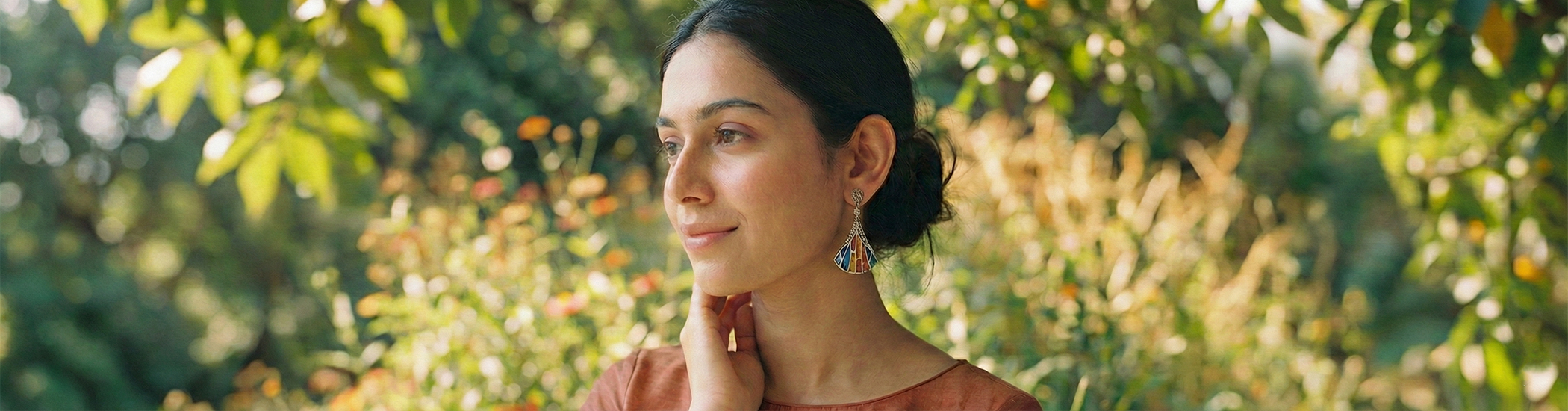 Moh Fine Jewellery hero banner featuring authentic 925 sterling silver artisanal pieces handcrafted in Jaipur.