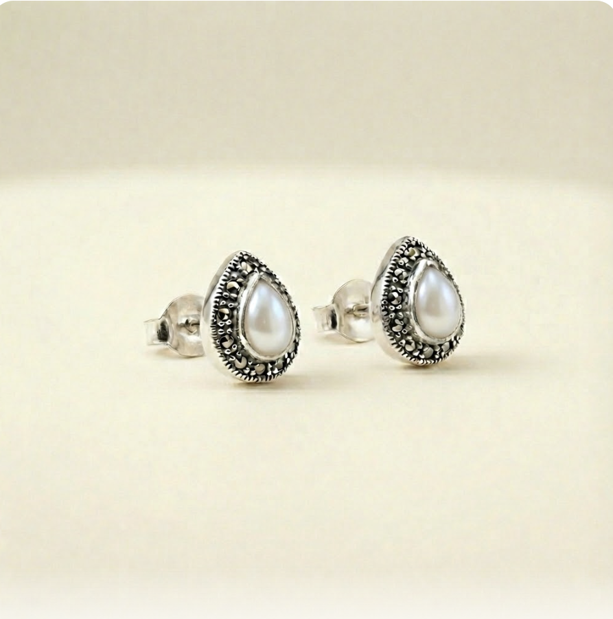 Ethereal Pearly Teardrop Earrings