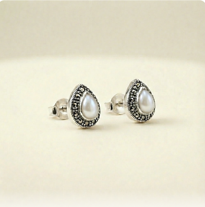 Ethereal Pearly Teardrop Earrings